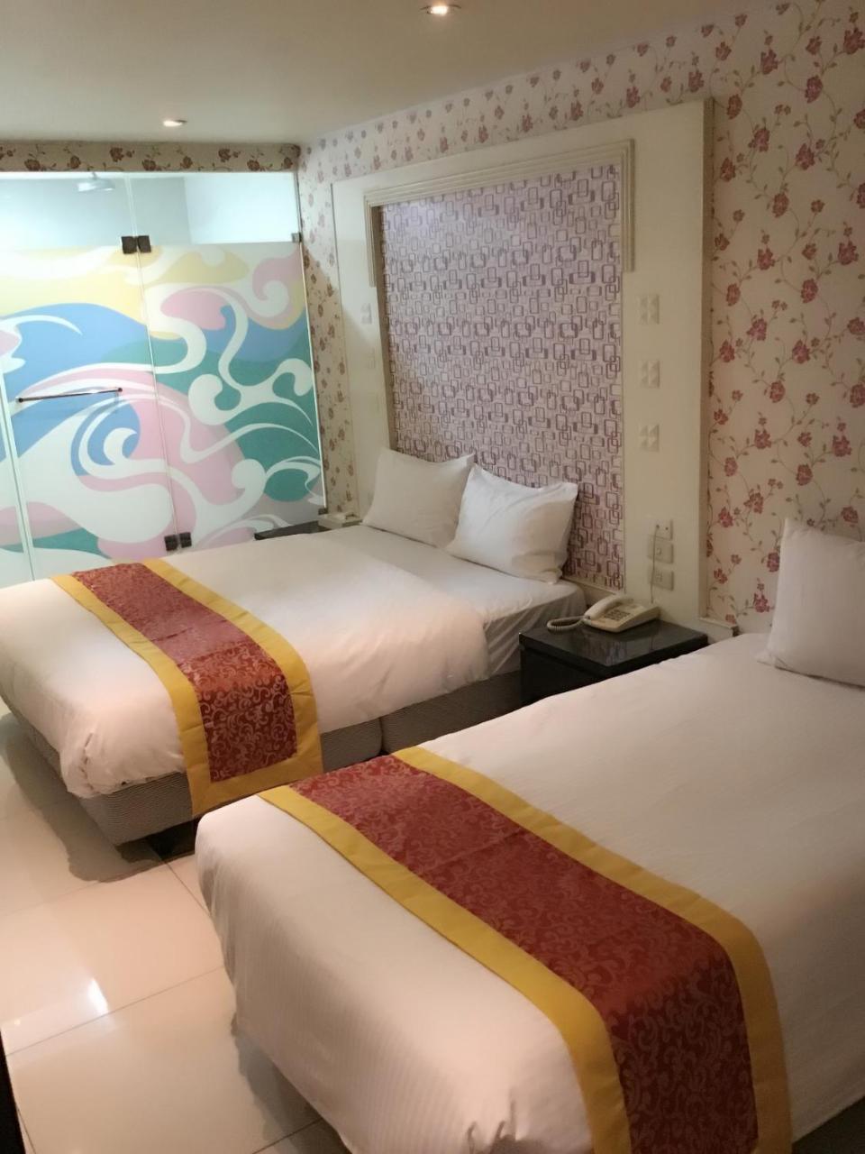 Tako 飯店 Hotel Тученг Екстериор снимка